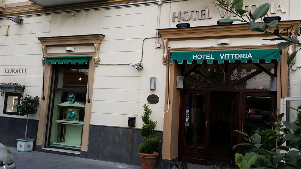Hotel Vittoria Помпеї Екстер'єр фото