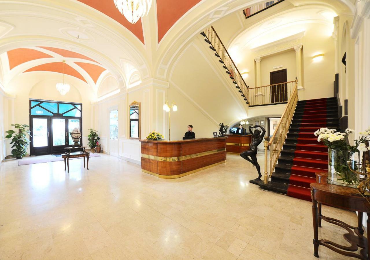 Hotel Vittoria Помпеї Екстер'єр фото